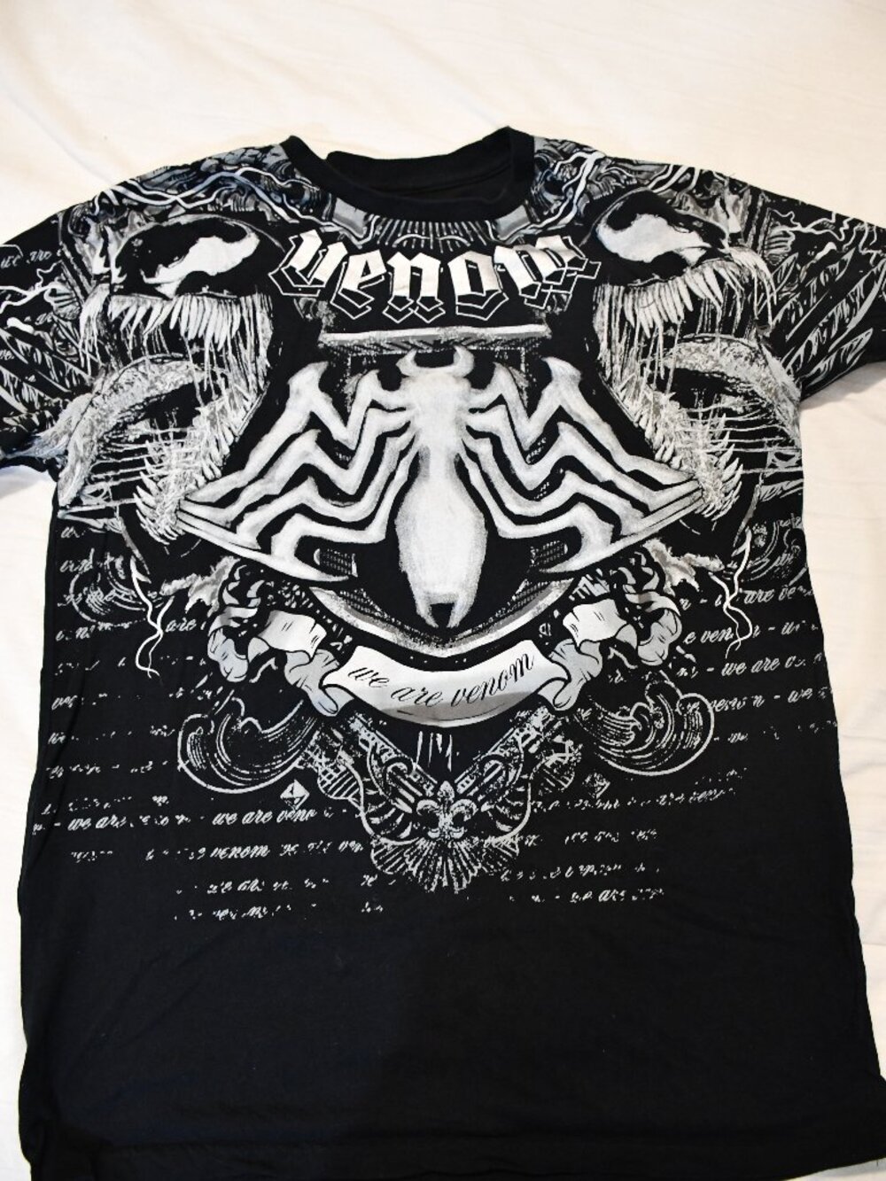 MARVEL: Venom Tee